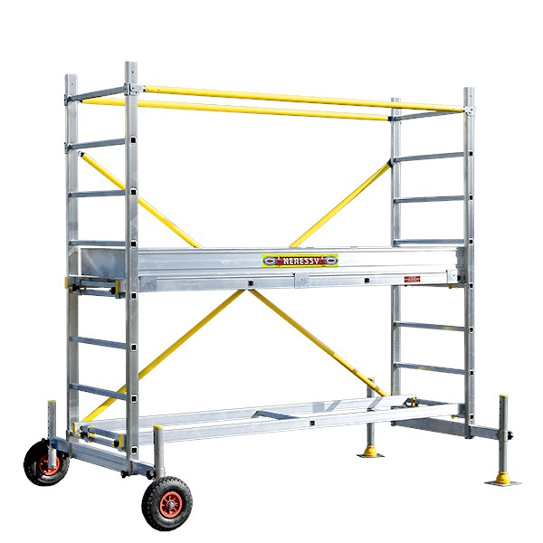 echafaudage aluminium deux mètres plateau, quatres mètres travail 